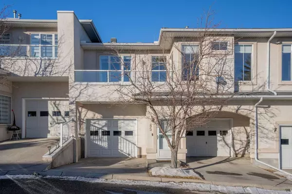 85 Edgeridge TER Northwest, Calgary, AB T3A 6C3