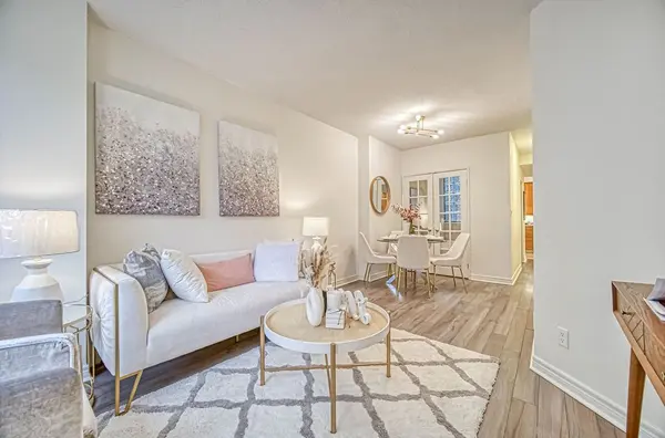 55 Bloor ST E #607, Toronto C08, ON M4W 3W6