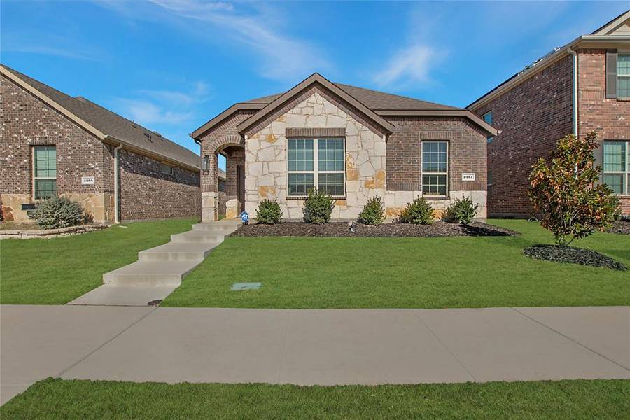 2361 Dolostone Drive, Little Elm, TX 76227