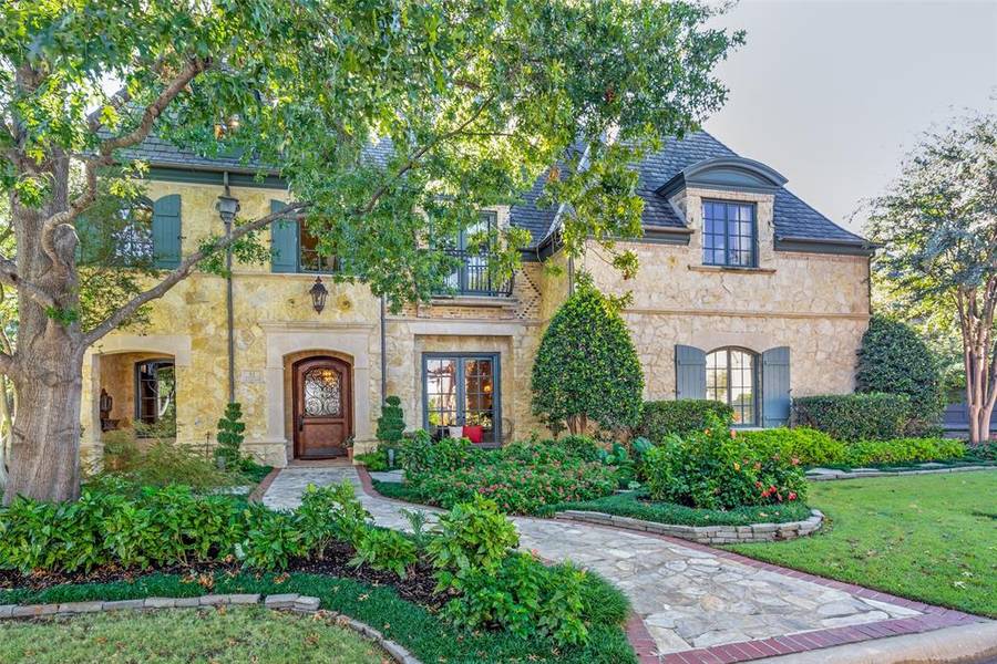 52 Kennington Court, Dallas, TX 75248