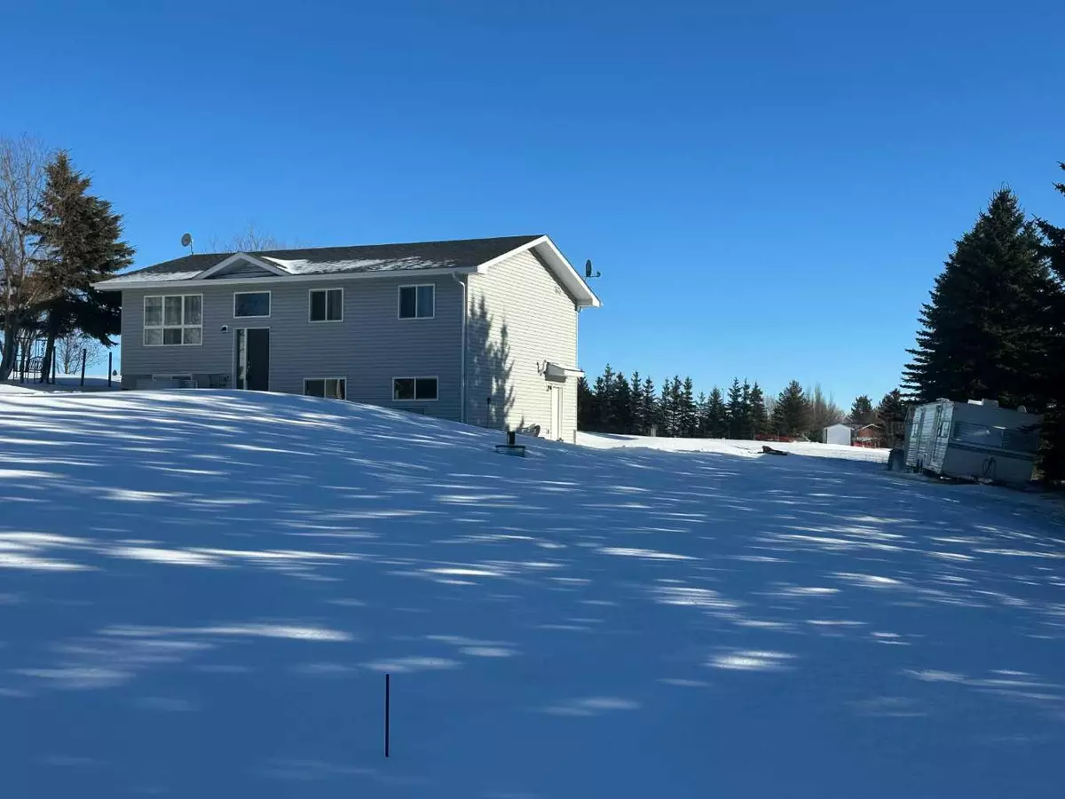 Rural Ponoka County, AB T0C 2J0,50 Sunnyside CRES