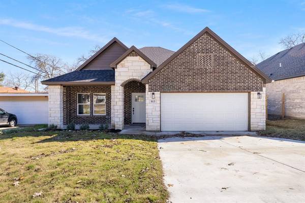 813 Lake View Ridge, White Settlement, TX 76108