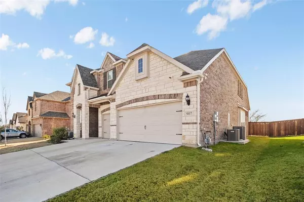 Mansfield, TX 76063,907 Darcy Drive