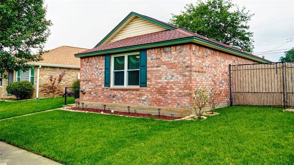 2311 Markland Street, Irving, TX 75060