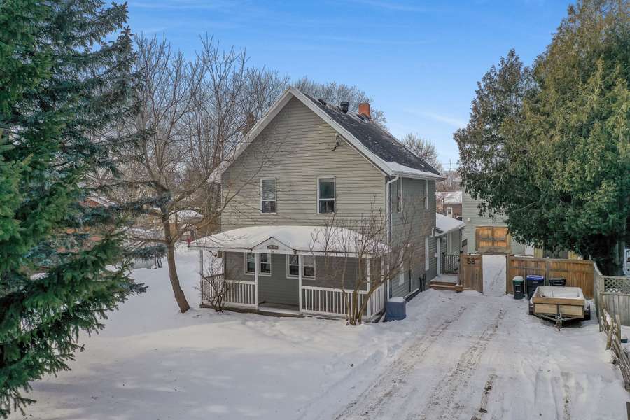 58 Cedar ST, Collingwood, ON L9Y 3A5