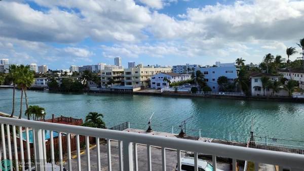 110 S Shore Dr  #4E, Miami Beach, FL 33141