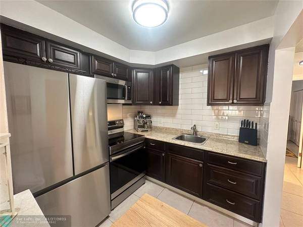 Deerfield Beach, FL 33442,87 Tilford  E  #87