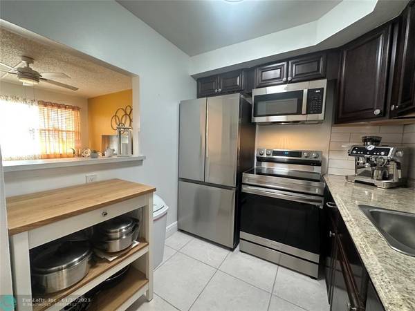 Deerfield Beach, FL 33442,87 Tilford  E  #87