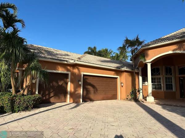 Davie, FL 33330,2850 W Stonebrook Cir