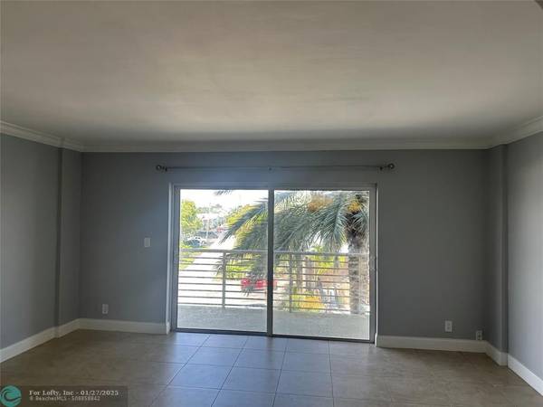 Fort Lauderdale, FL 33306,2900 NE 30th St  #4D