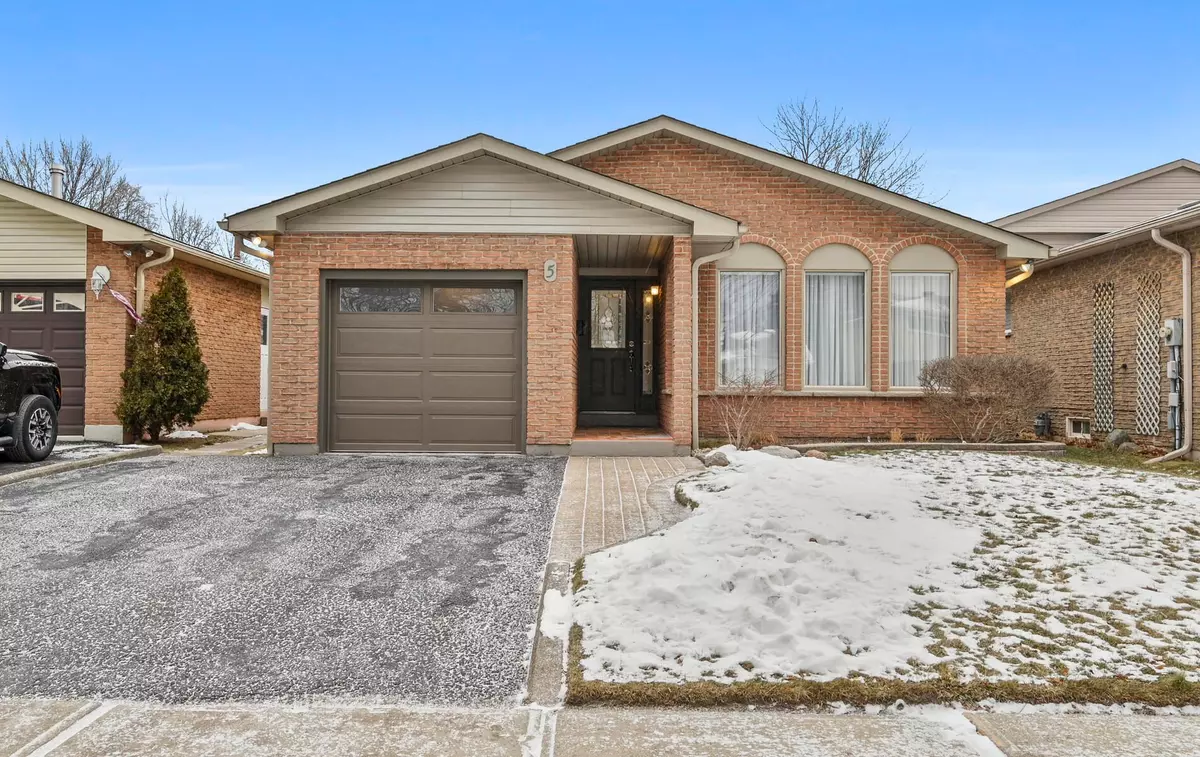 Ajax, ON L1S 3J5,5 Swanston CRES