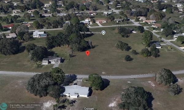 Sebring, FL 33876,7109 Honeysuckle Dr