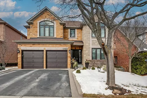 1389 Creekwood TRL, Oakville, ON L6H 6C7