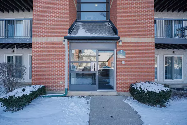 Oakville, ON L6M 2V7,1450 Glen Abbey Gate #224