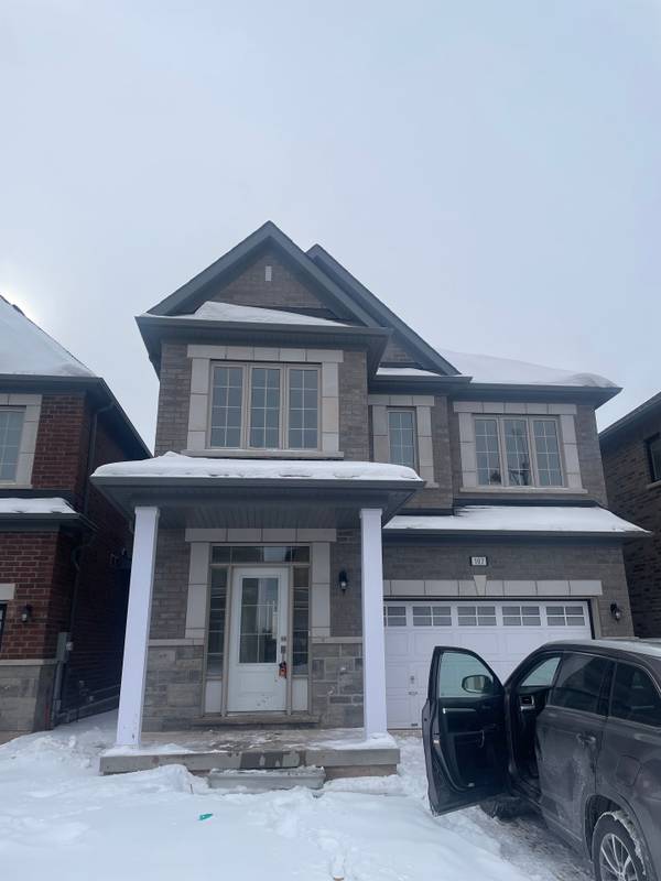 107 Henshaw DR, Wellington, ON N0B 1T0