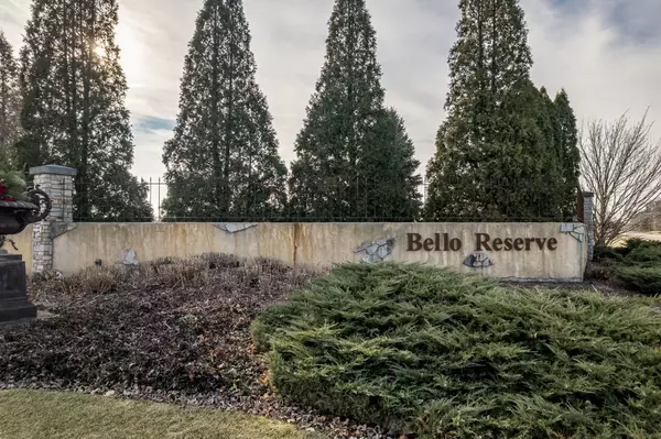 Rockford, IL 61107,887 Tivoli Drive