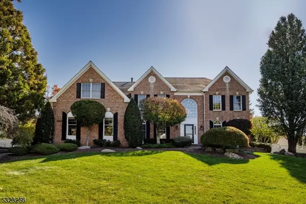 120 Country View Dr,  Freehold Twp.,  NJ 07728