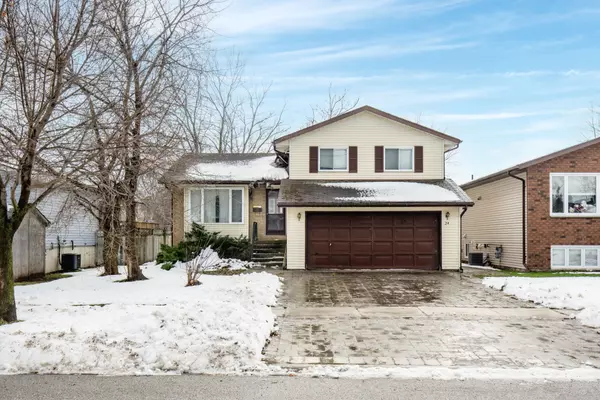 24 Dillon DR, Collingwood, ON L9Y 4S3