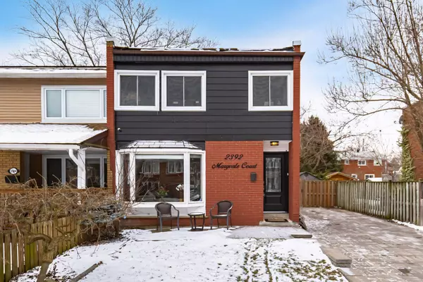 2392 Maryvale CT, Burlington, ON L7P 2P2