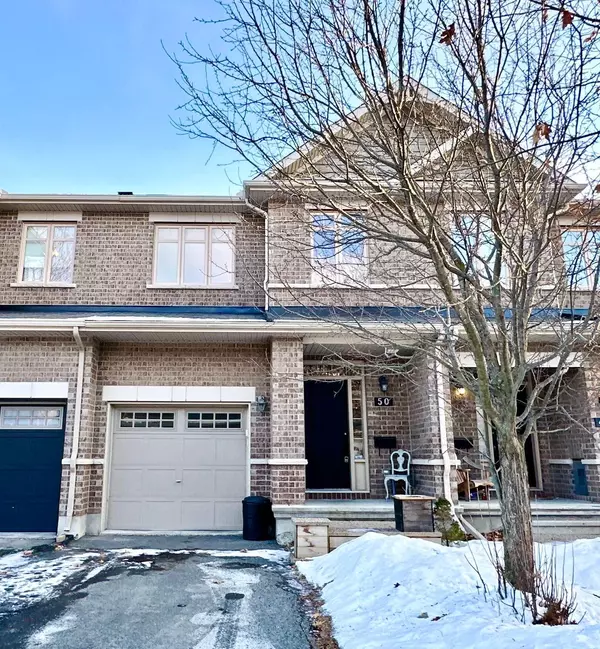 50 Madelon DR, Barrhaven, ON K2J 5C5