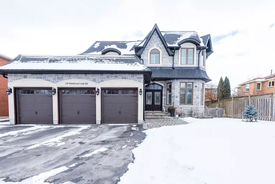 120 Braidwood Lake RD, Brampton, ON L6Z 4M2