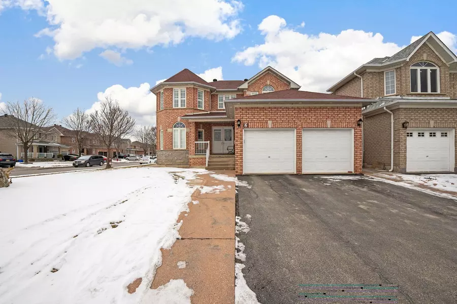 2 Giza CRES, Brampton, ON L6R 2R3