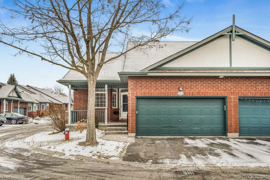 25 Briardale CRES N, Cityview - Parkwoods Hills - Rideau Shore, ON K2E 1C3