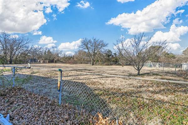 Edgecliff Village, TX 76134,6200 Cliffside Drive