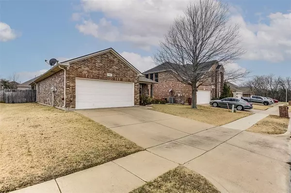 Arlington, TX 76002,7806 Roswell Court