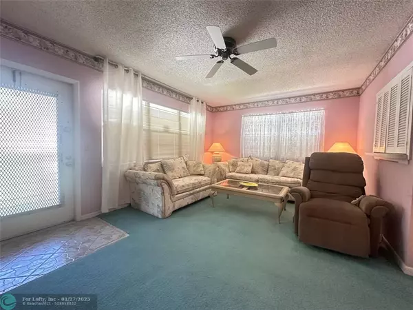 Deerfield Beach, FL 33442,456 Tilford U  #456