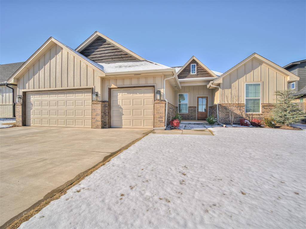 9305 Taggert Lane, Yukon, OK 73099