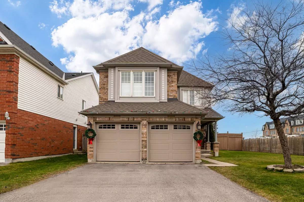 Whitby, ON L1P 1X4,33 Tweedie CRES #BSMT