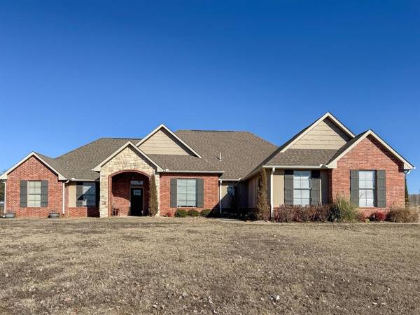 11420 County Rd 1518 Circle, Ada, OK 74820