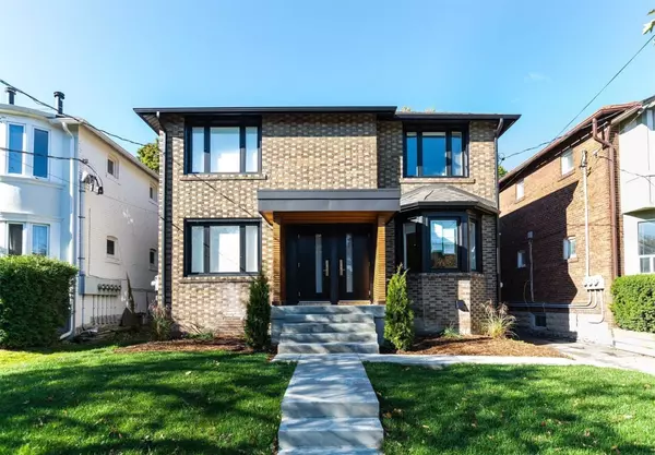 114 Braemar AVE #Upper, Toronto C03, ON M5P 2L4