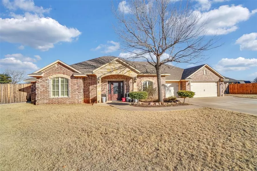 3416 Candace Circle, Altus, OK 73521