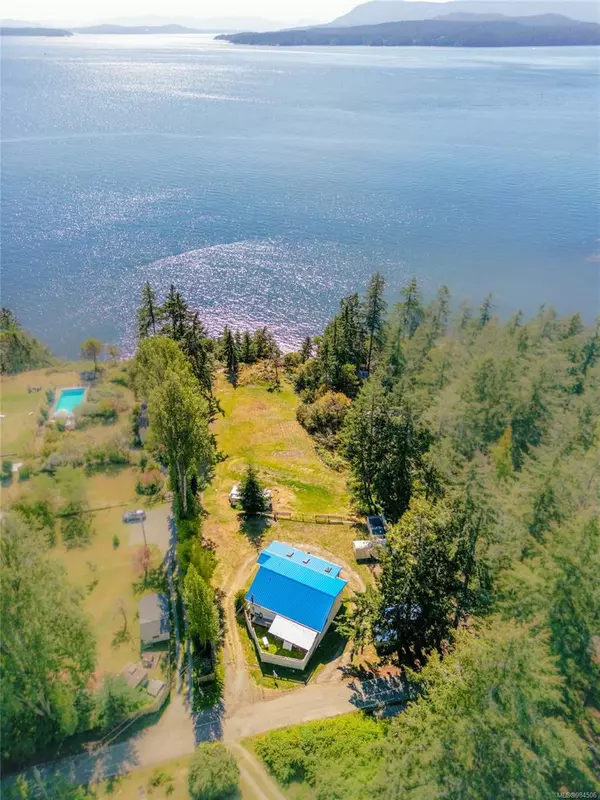 Pender Island, BC V0N 2M1,1325 Mackinnon Rd