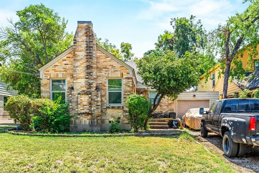 4526 Capitol Avenue, Dallas, TX 75204