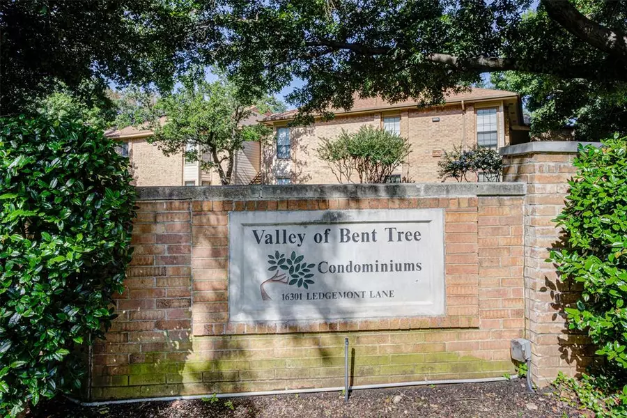 16301 Ledgemont Lane #262, Addison, TX 75001