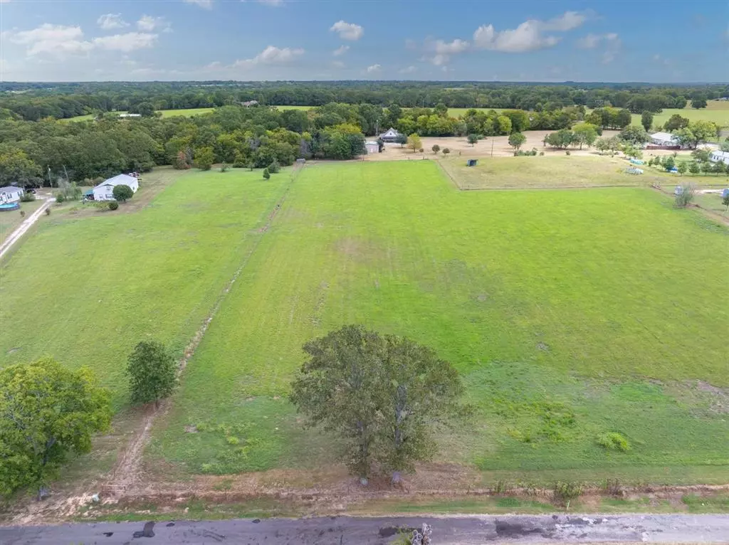 Grand Saline, TX 75140,3 +/- Acres VZ County Road 1109