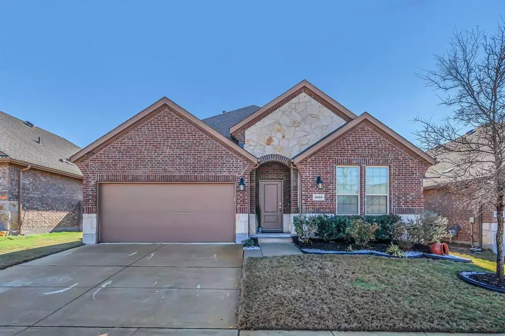 Celina, TX 75009,1009 Azure Lane