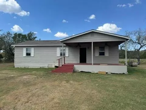 142 Lone Star Circle, Bastrop, TX 78602