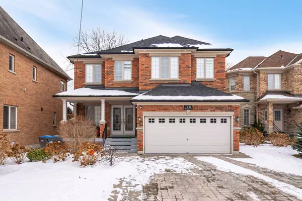 1638 Barbertown RD, Mississauga, ON L5M 6J2