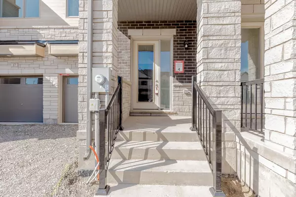 Brantford, ON N3T 0X3,15 Molnar CRES