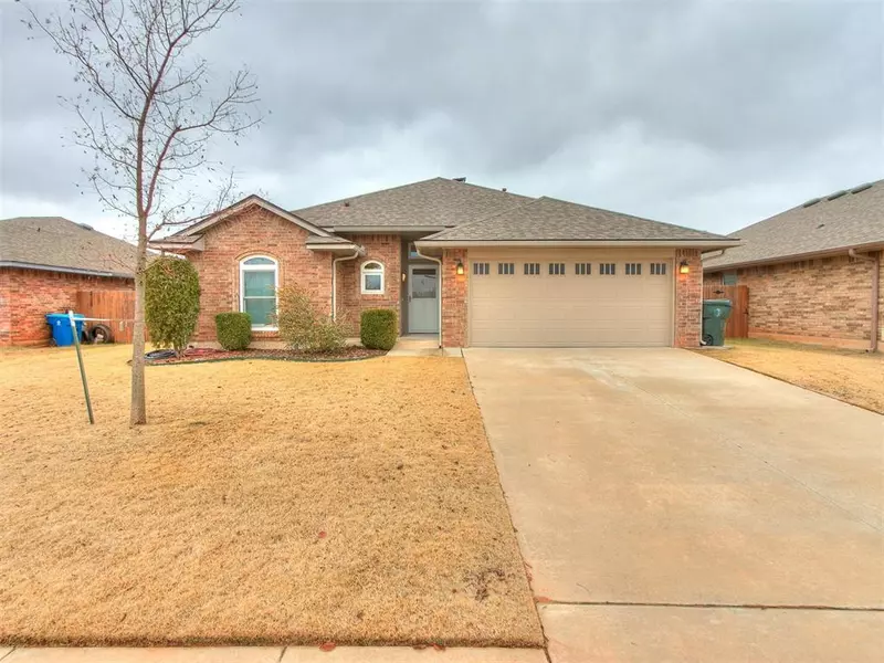 2425 Shell Drive, Midwest City, OK 73130