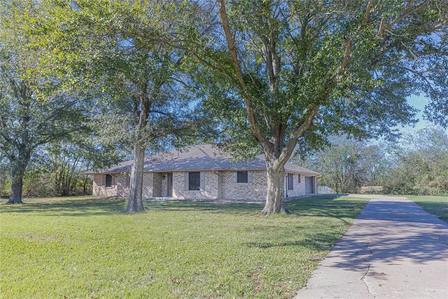 349 county road 3528, Saltillo, TX 75478