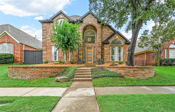 6828 Myrtle Beach Drive, Plano, TX 75093