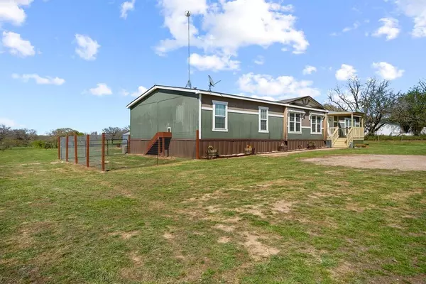 Weatherford, TX 76087,206 Scarlett Road