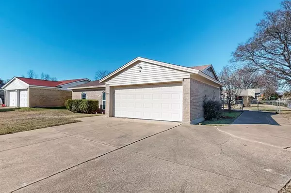 Fort Worth, TX 76133,7500 Weatherwood Court