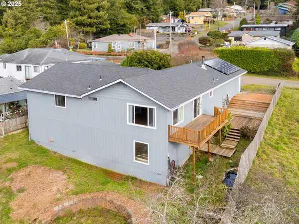 Coquille, OR 97423,1385 N HENRY ST