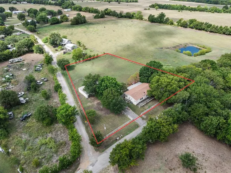 644 Pink Hill Road, Bells, TX 75414